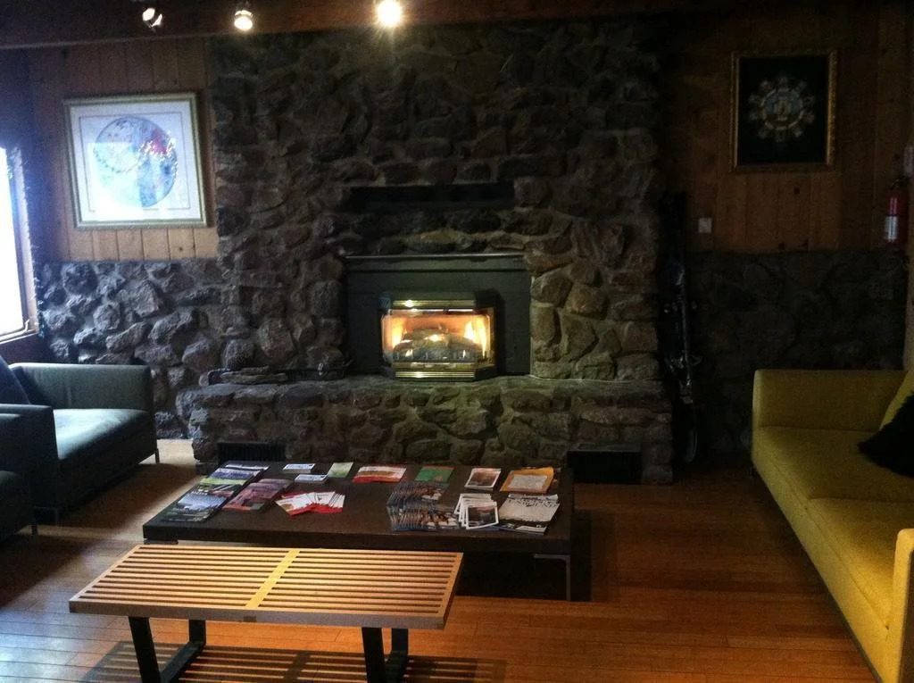 The Mammoth Inn