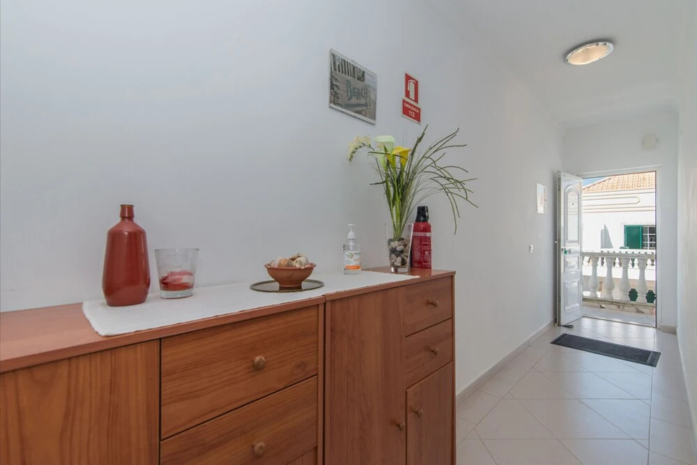 Cabanas T1 Apartment With Balcony & BBQ 8min Walk to Beachfront