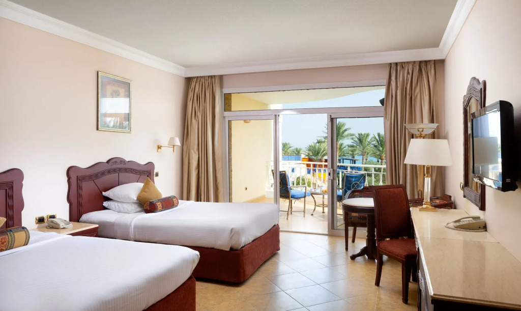 Palm Royale Resort - Soma Bay
