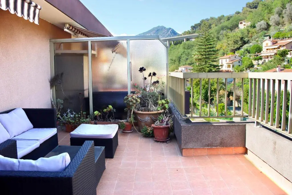 "Le Rooftop" Immense Terrasse et Parking