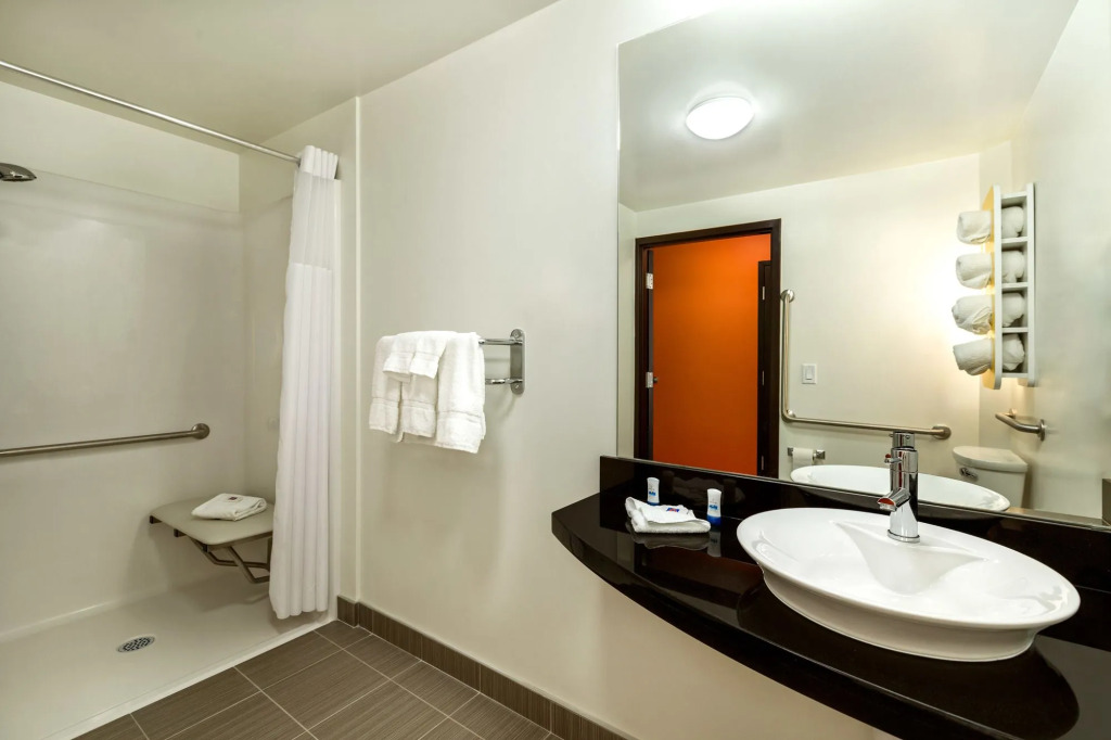 Motel 6 Airdrie