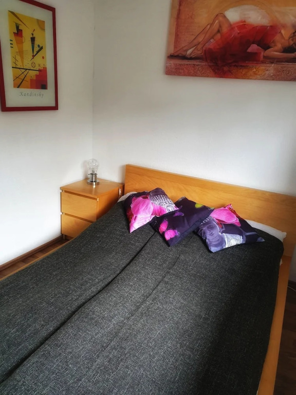 Ruhiger Bungalow am Hennesee mit Terrasse