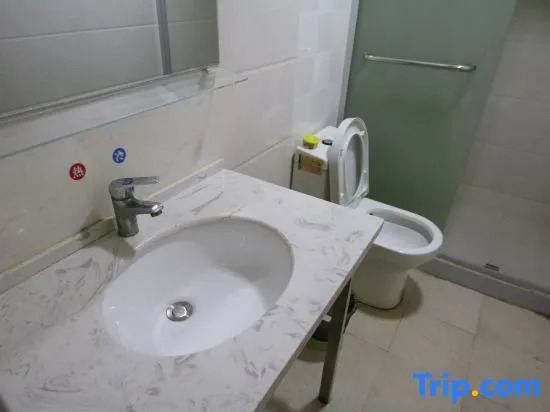 Shanghai Dongliang Hotel