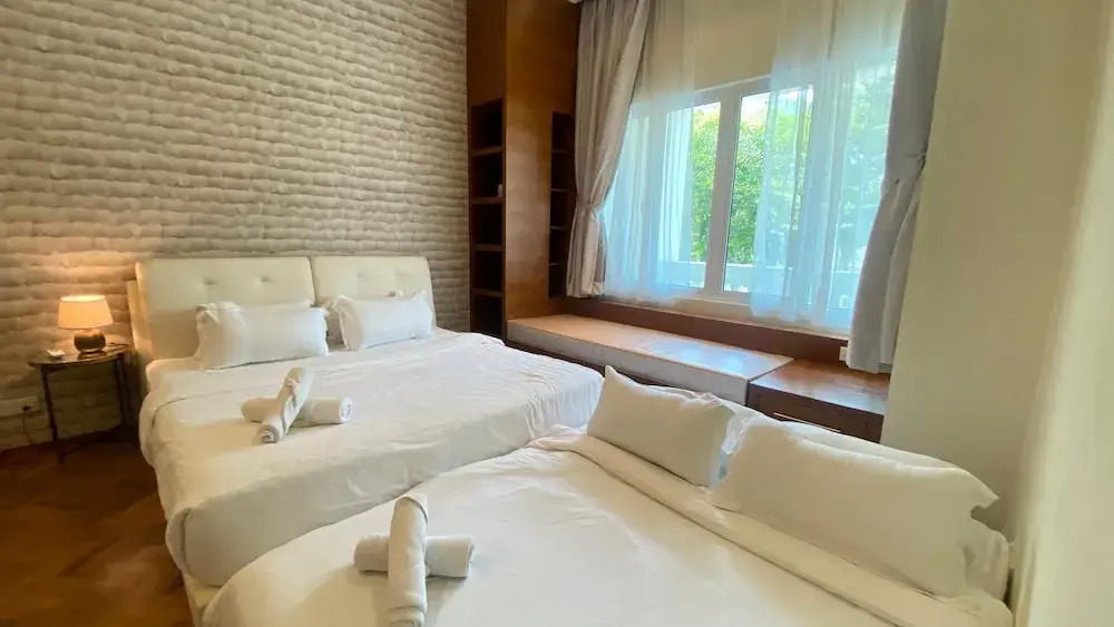 Straits Quay Waterside Suite Penang
