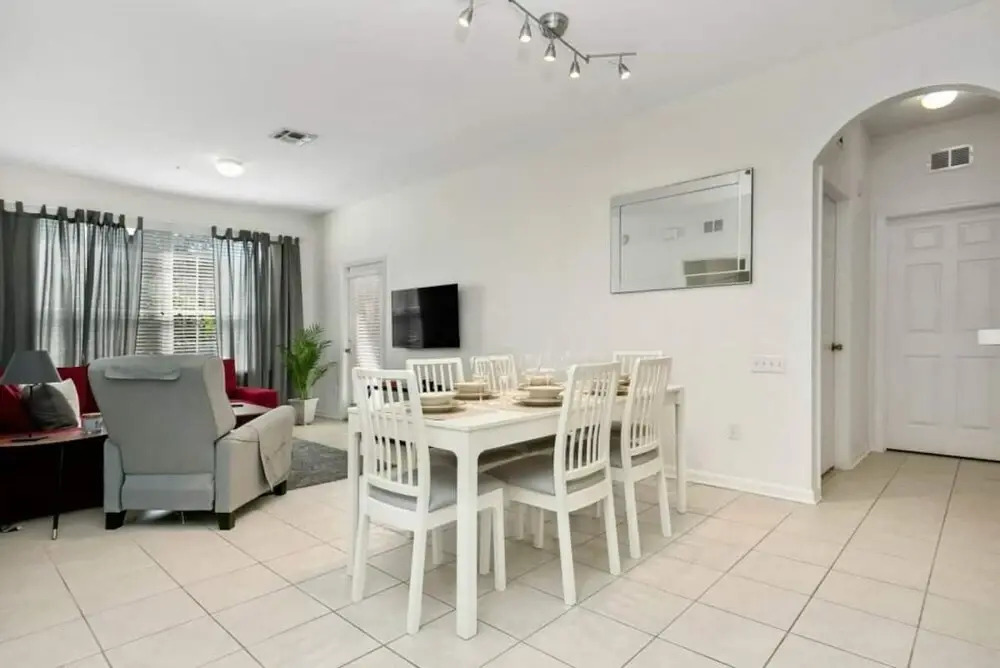2785 Unit 105 Lovely Apartment Close to Disney and Amazing Club House