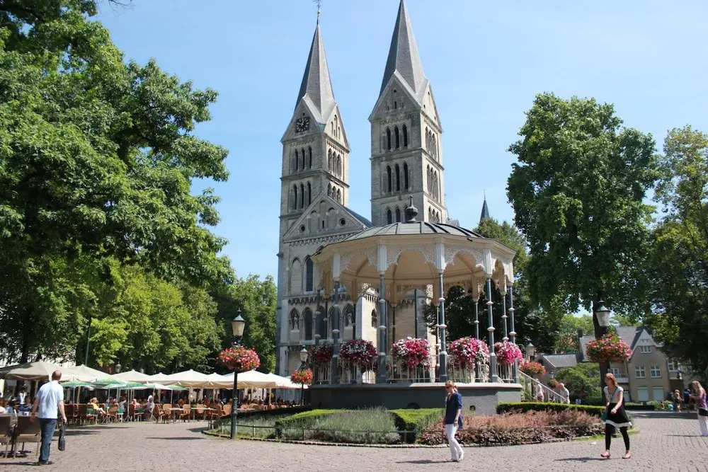 Hotel Roermond Next Door