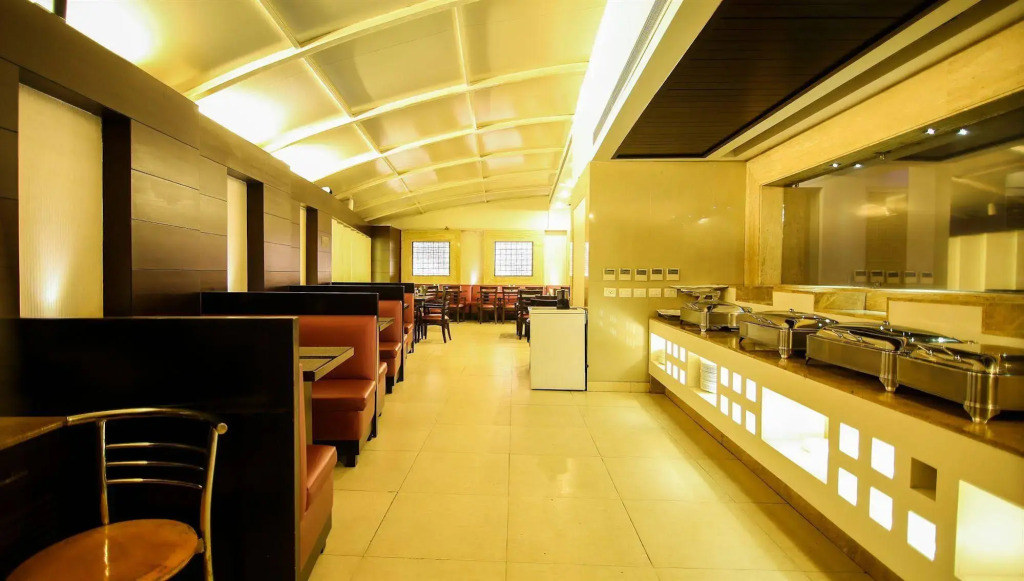 Hotel The Prime Balaji Deluxe, City Centre, With Free Airport Pickup