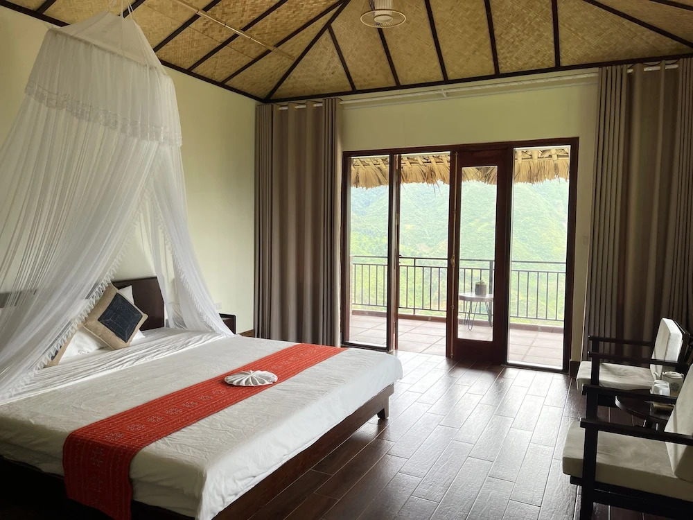 Ta Xua Ecolodge