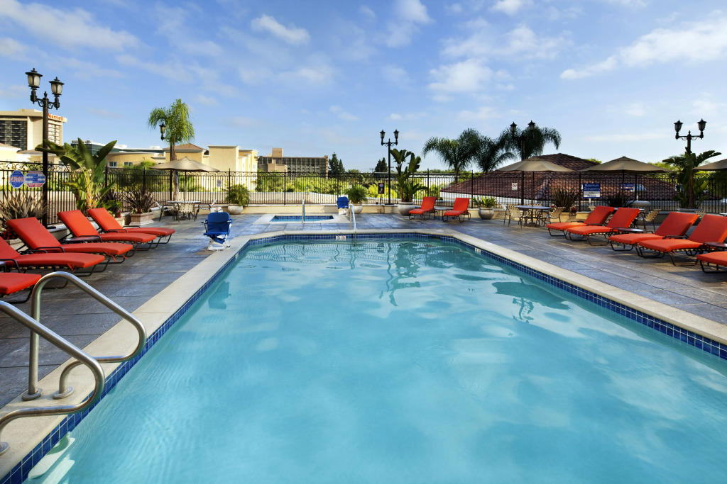DoubleTree Suites By Hilton Anaheim Resort/Convention Center