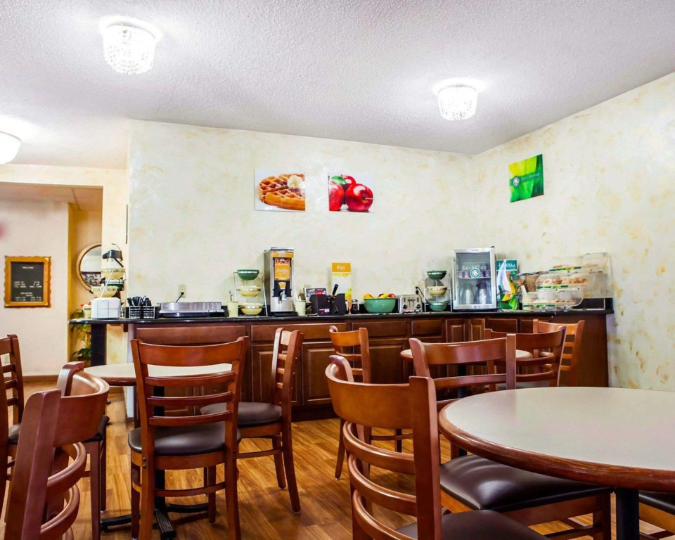 Quality Inn & Suites Champaign North - Urbana