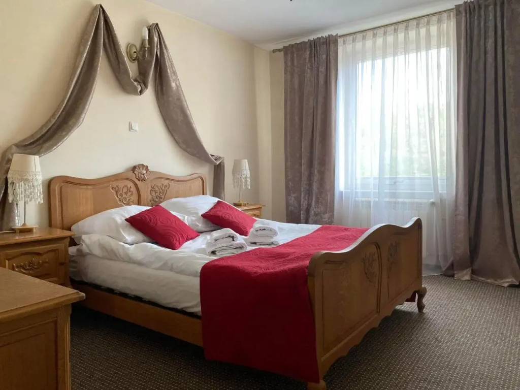 Obiekt hotelarski "Czarny Rycerz"
