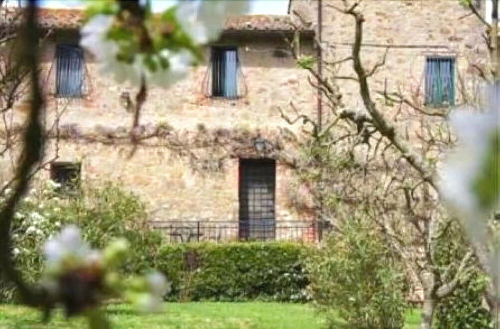 TENUTA SOSPESA - Exclusive Villa, Pool & Party Barn near Tuscany