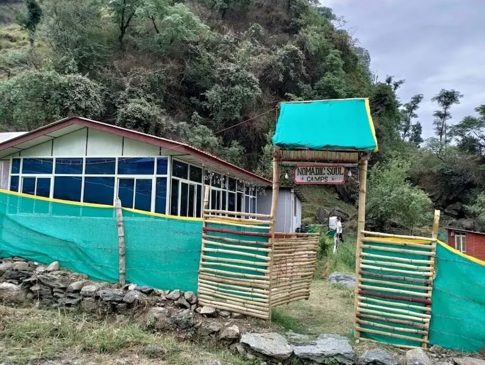 Nomadic soul camps Bir Biling ,Best camp in Bir , River side Camp