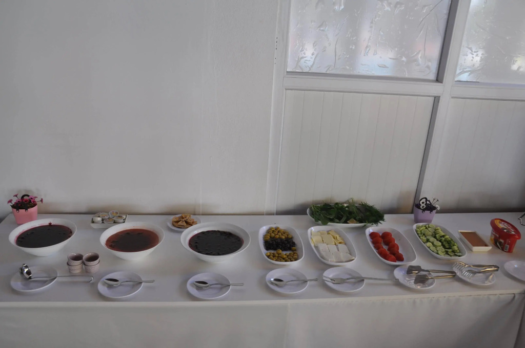 Mese Hotel & Apartments