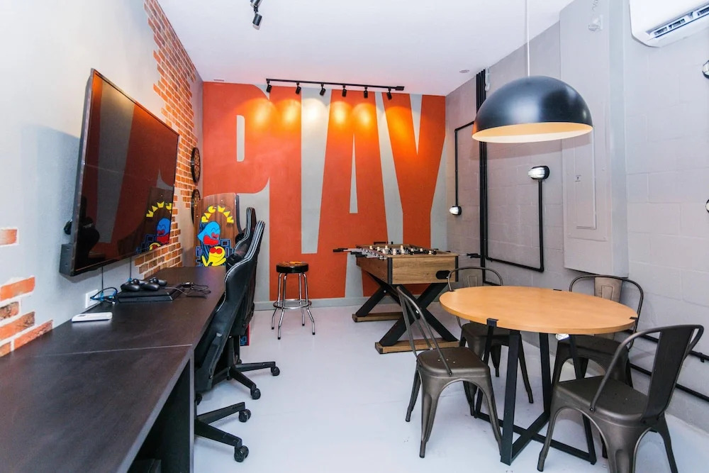 Modern Single Home - Pool and Game Room