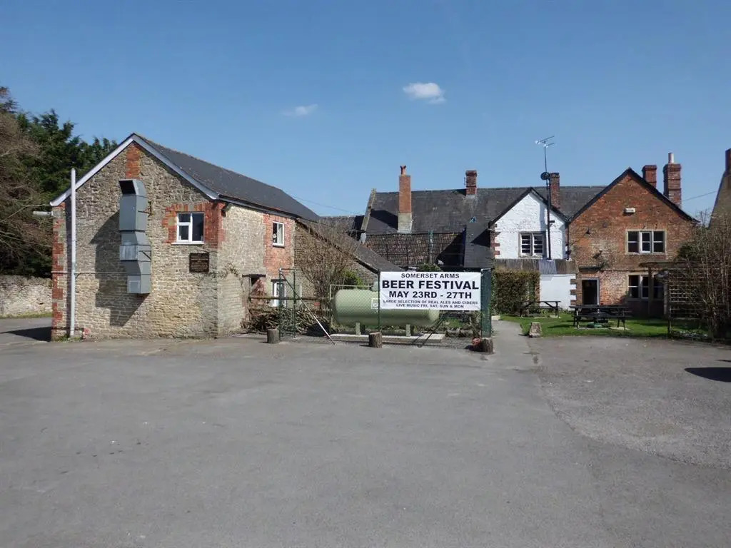 The Somerset Arms