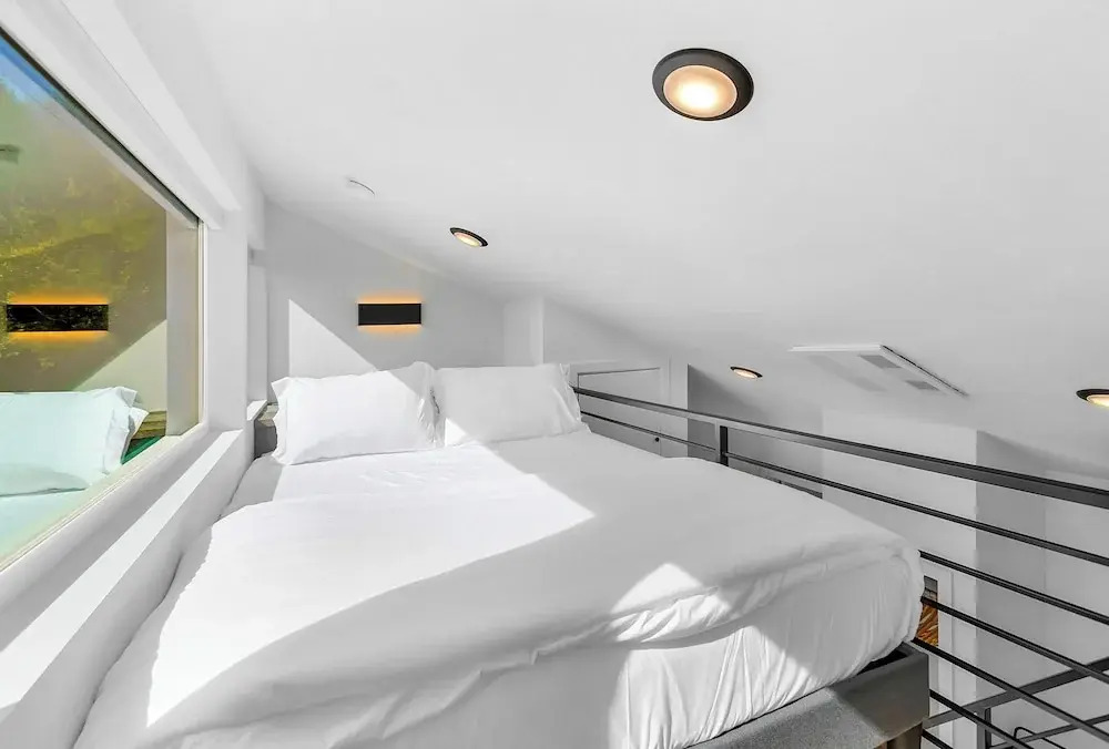 Sleek & Stylish Urban Loft
