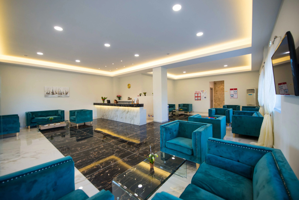 Amour Holiday Resort