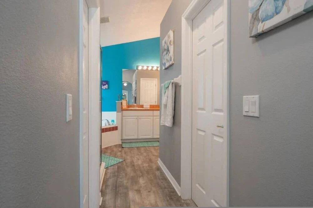 Spacious 4 bed 3 Bath Pool Home