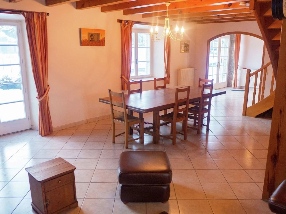 Beautiful Holiday Home in Saugues near Forest