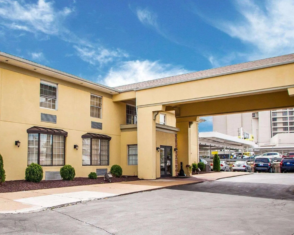 Quality Inn Saint Louis Airport