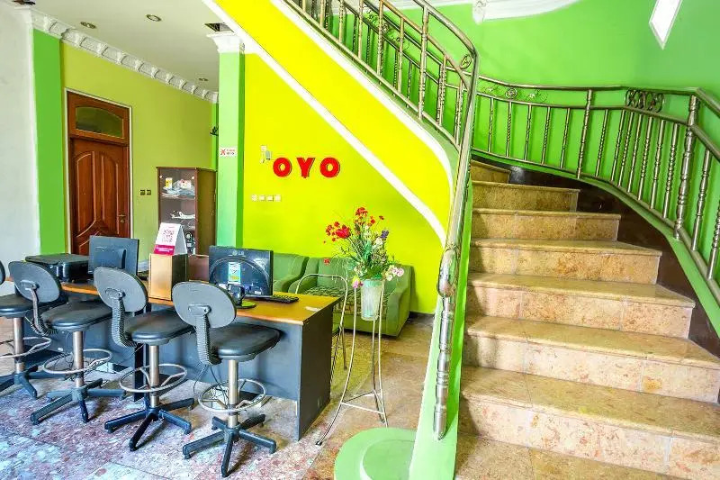 Senaz Guesthouse
