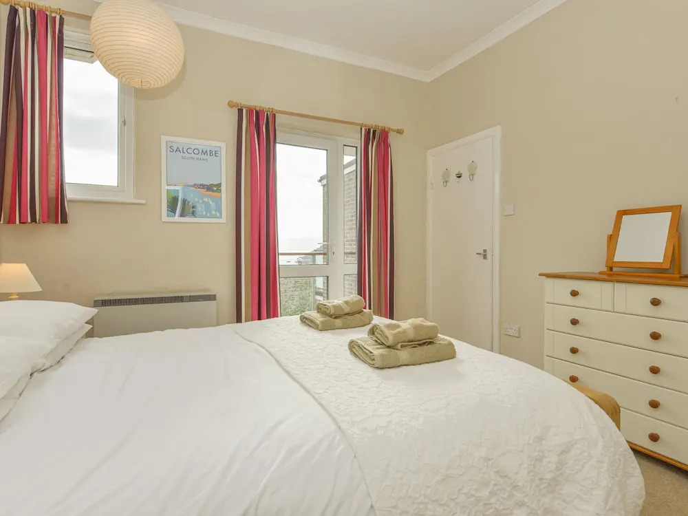 2 Hazeldene