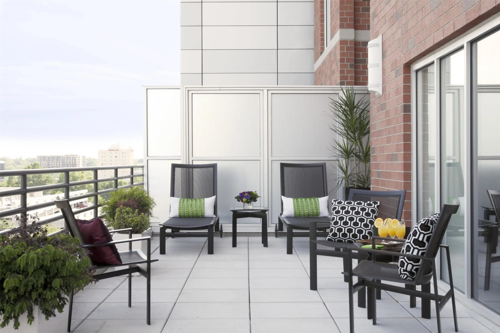Hyatt House Charlotte Center City