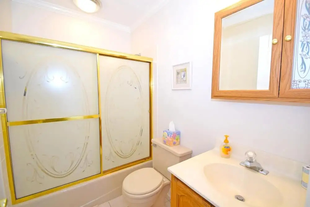 Harbour Island 45g 2 Bedroom Townhouse by RedAwning