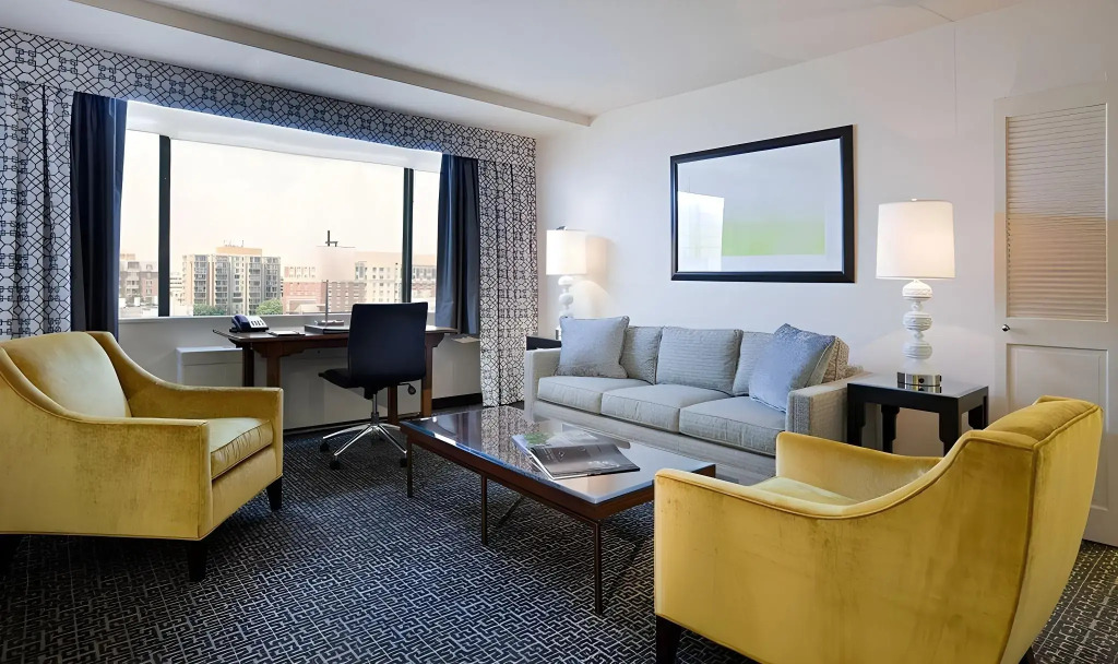 State Plaza Hotel
