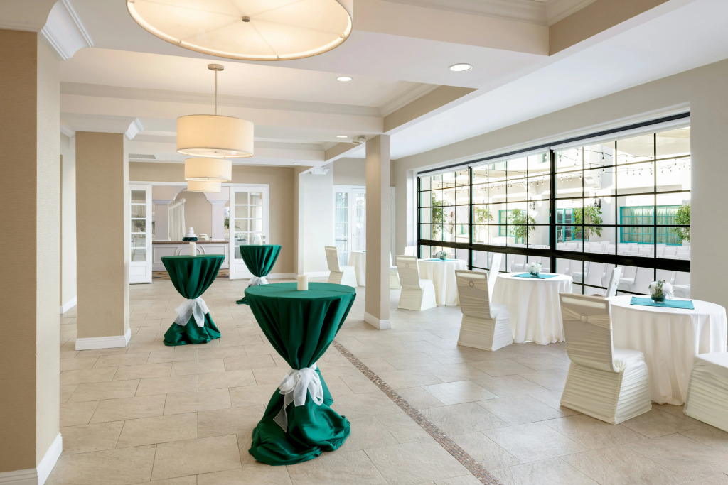 DoubleTree by Hilton San Pedro