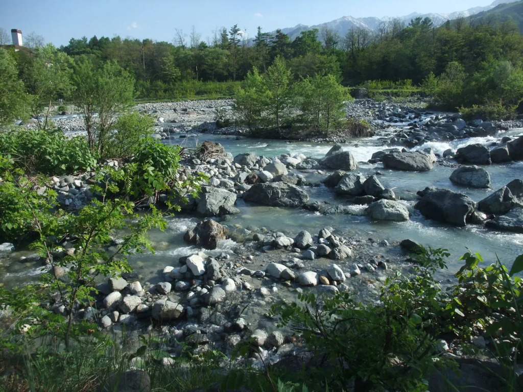 HAKUBA IKEDA LIFE KAN APARTMENTS