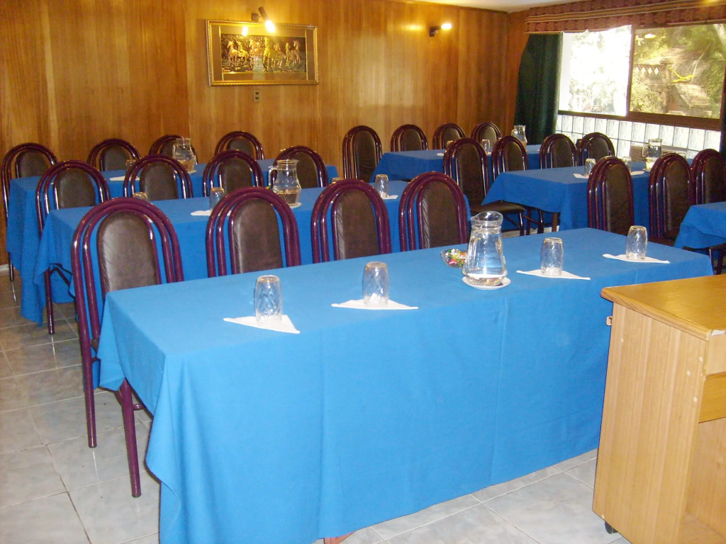 Windsor Suites Hotel