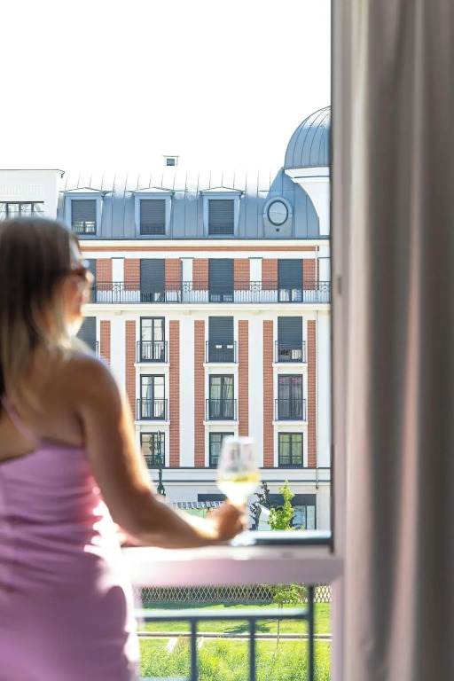 Moxy Paris Clamart