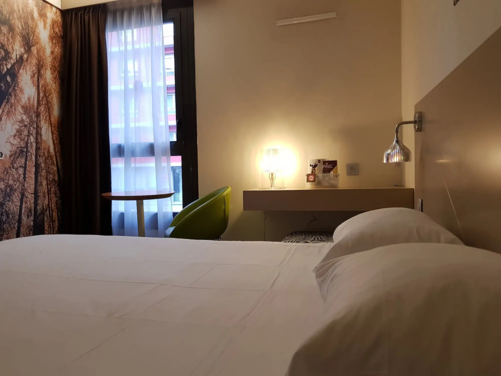 B&B HOTEL Marseille Centre La Timone