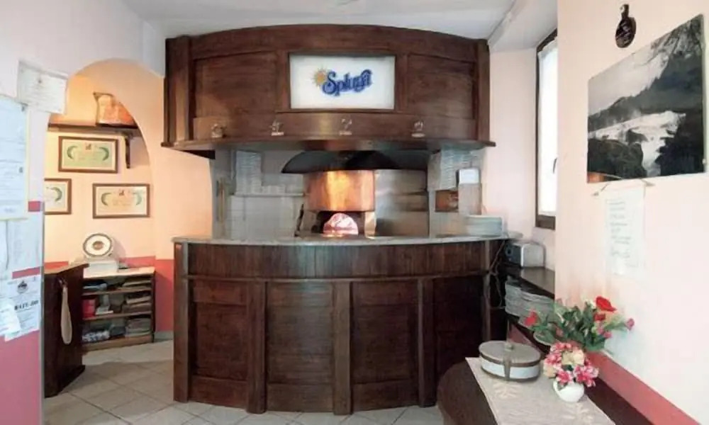 Spluga "Relax & Apartaments" by Alfio Colombo