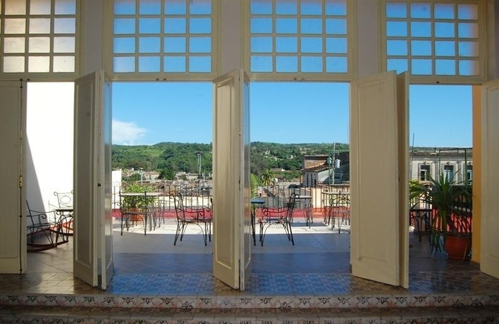 Hotel E Velasco