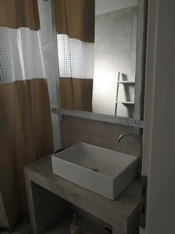 Ammos Luxury Suites