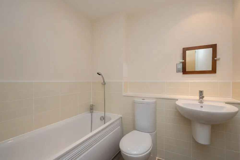 411 - Corinthian Quay Apartment