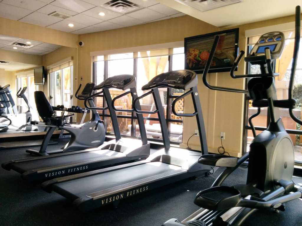 Holiday Inn Express & Suites Riverport Richmond by IHG