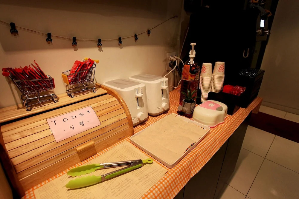 Cheonho Hotel ON