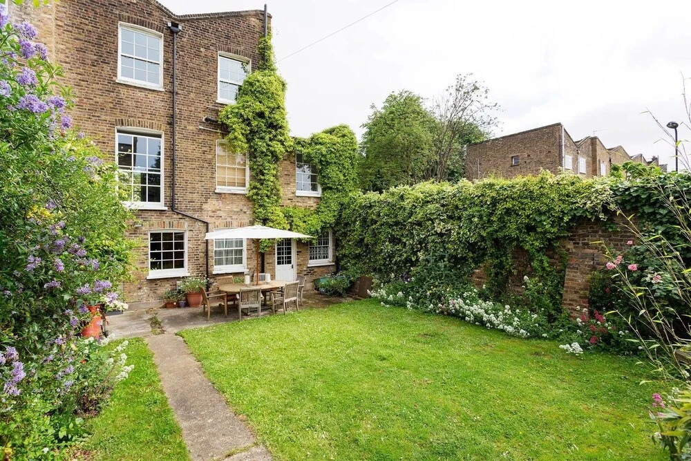 Islington Charm