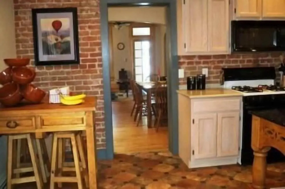 Scott s Downtown 1 Bedroom Holiday Home By Pinon Vacation Rentals