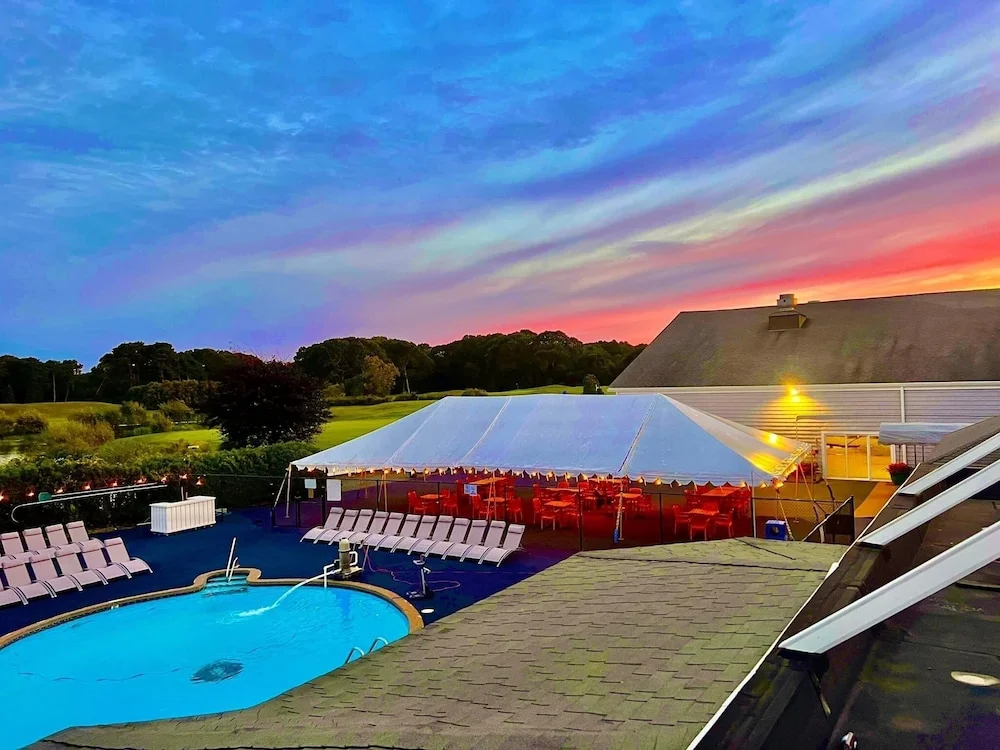 Cape Cod Irish Village - The Emerald Resort