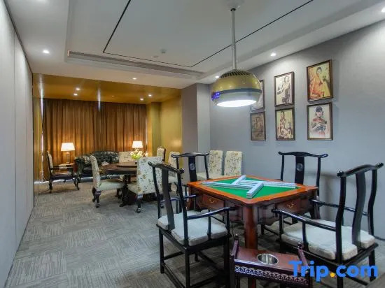 Glady Hotel