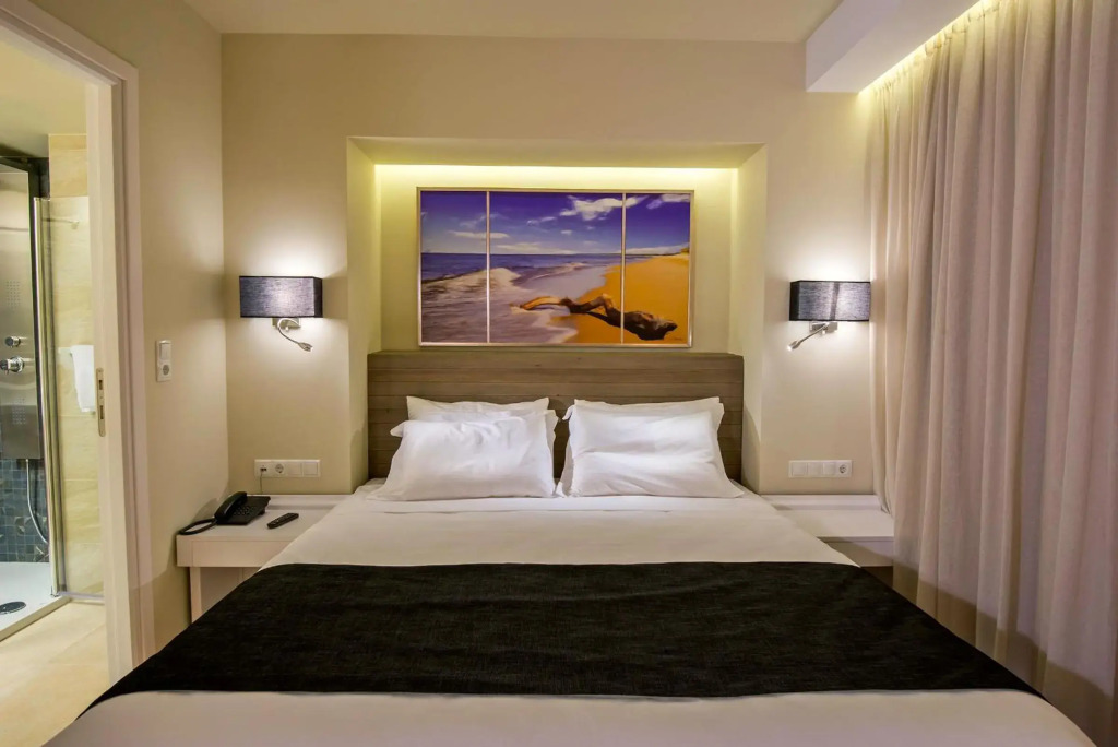 Swell Boutique Hotel