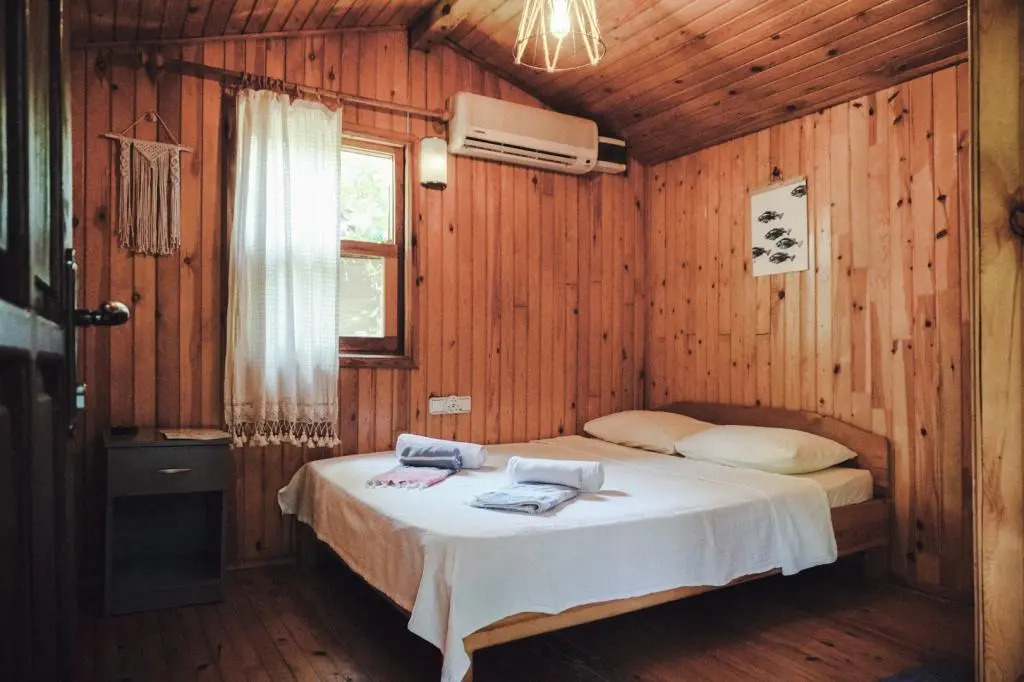 Base Bungalow Olympos