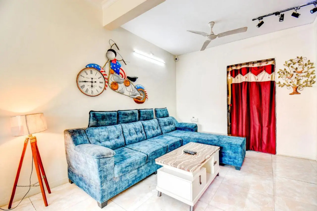 FabHotel Corporate Residency - Nr. Balaji Business Centre