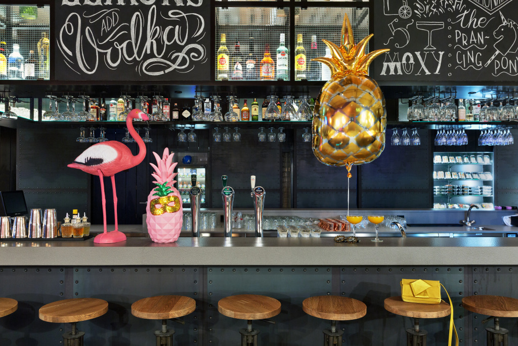 Moxy Amsterdam Houthavens