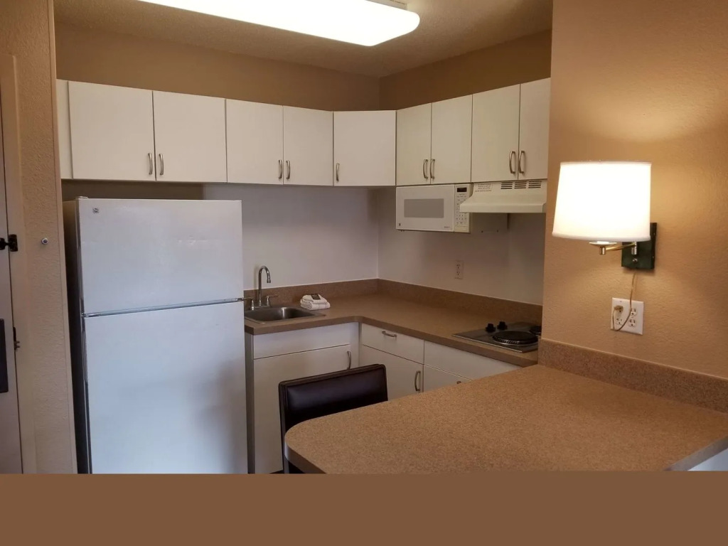 Studio 6 Extended Stay Milwaukee Brookfield WI